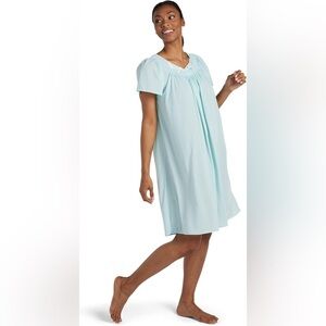MISS ELAINE NYLON NIGHTGOWN